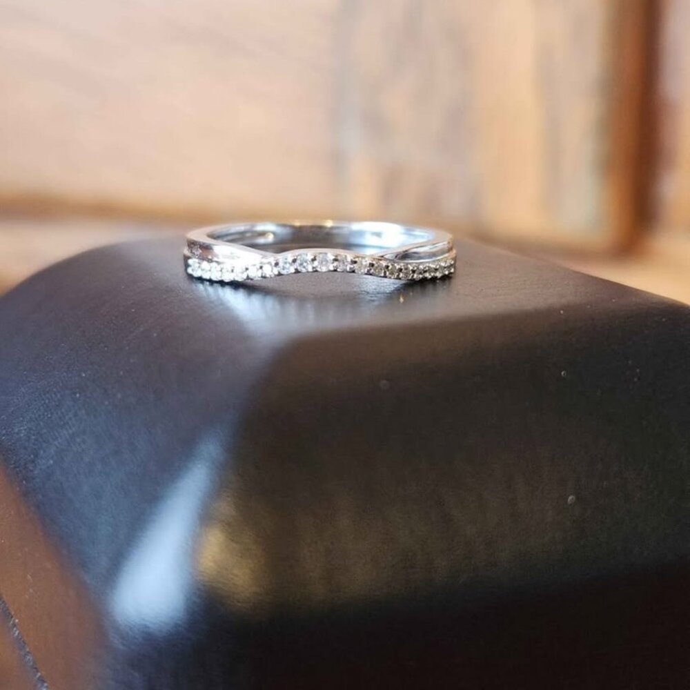 White Gold Diamond Wedding Band - Picture 5 of 8